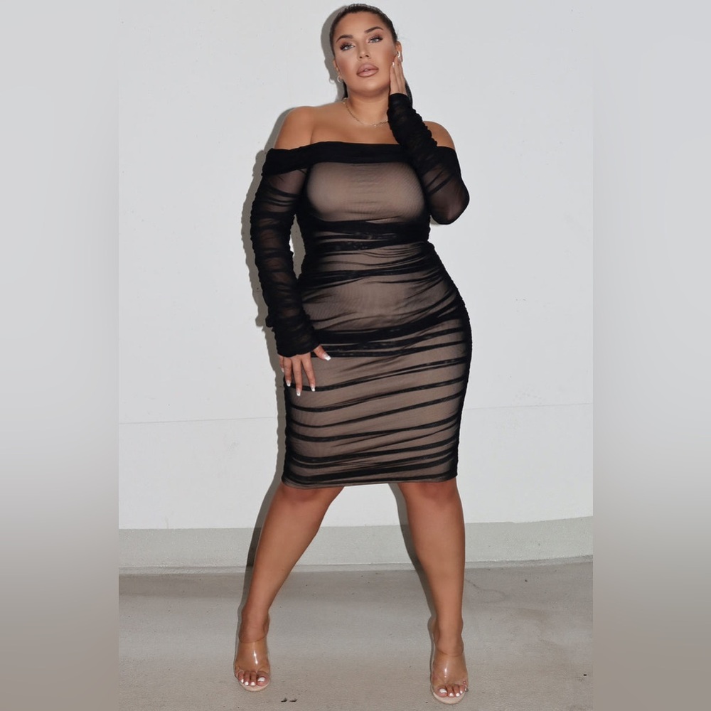 Black scrunched body on maxi dress black and nude woman size large - Picture 3 of 14